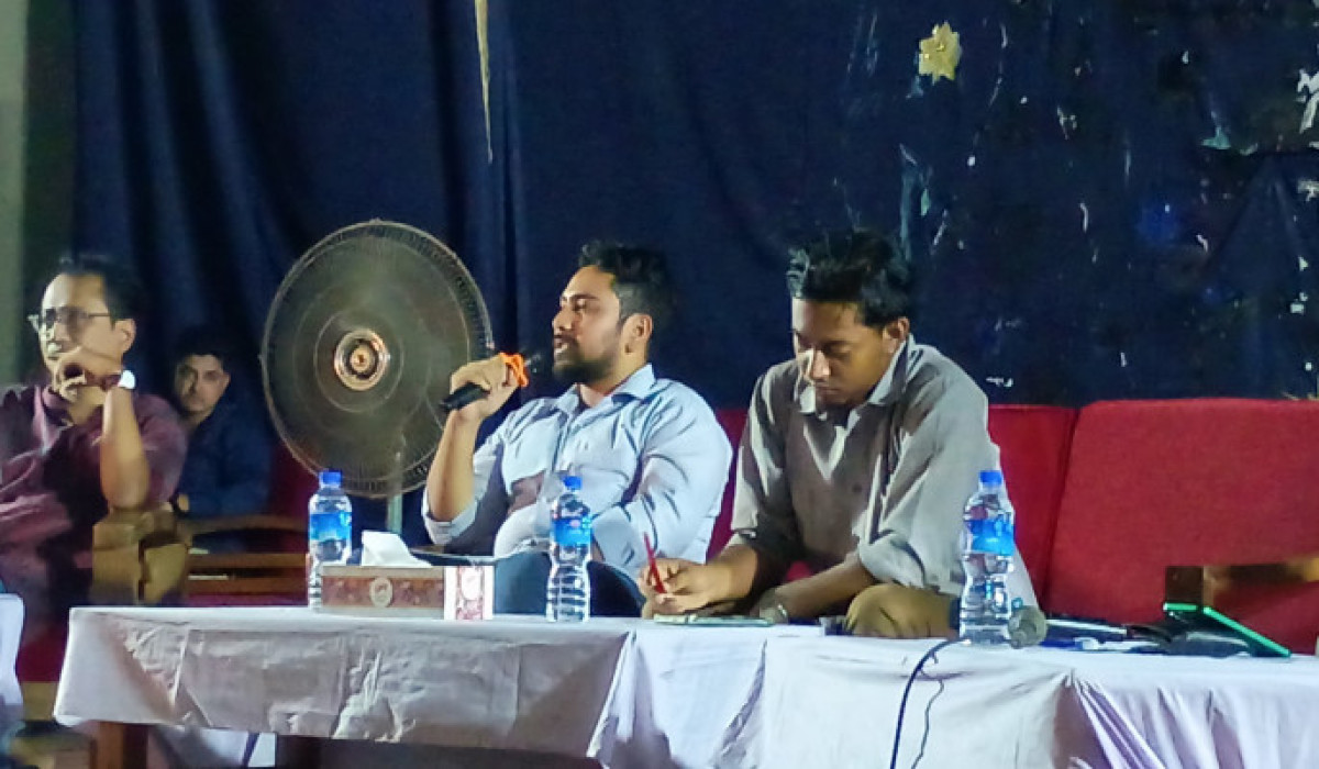 রাষ্ট্রপতি এবং সংবিধান অভ্যুত্থানের মধ্য দিয়ে অকার্যকর হয়ে গেছে: তথ্য উপদেষ্টা
