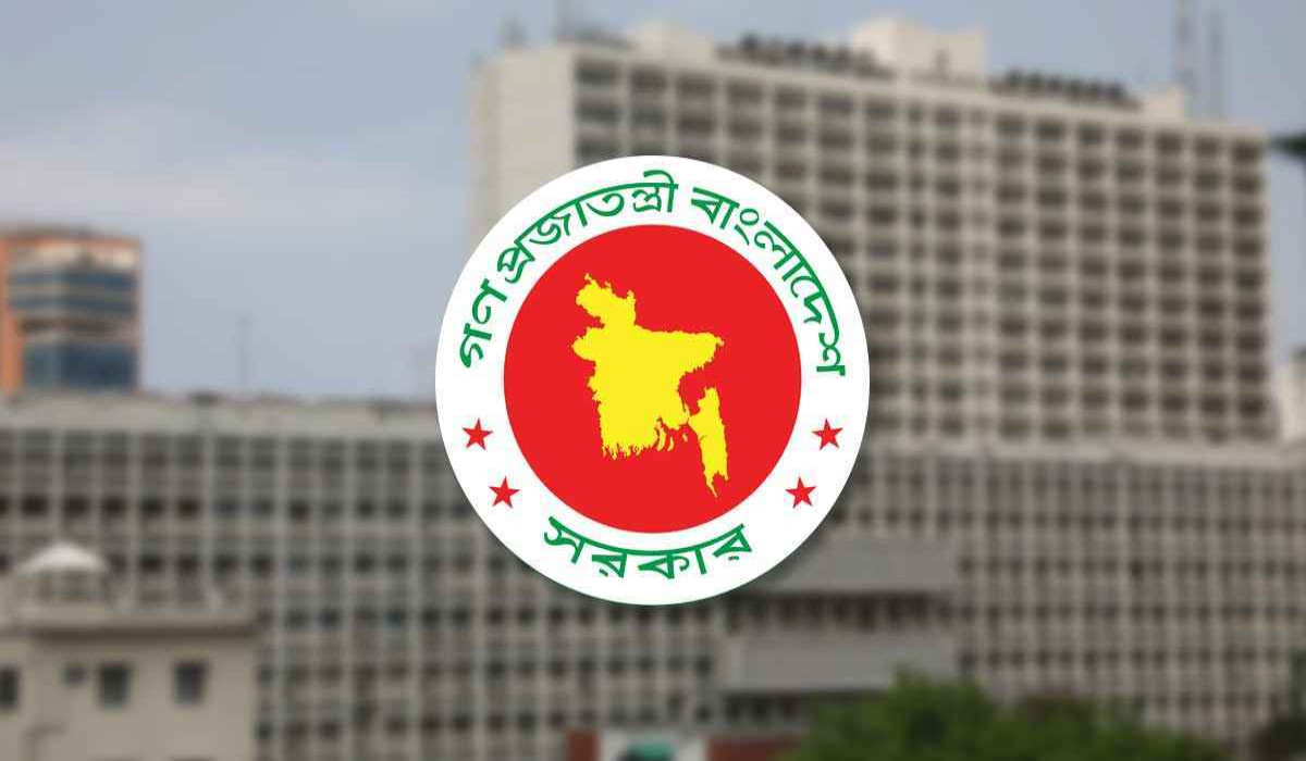 নানা সংকটে প্রশাসন, কাজে স্থবিরতা