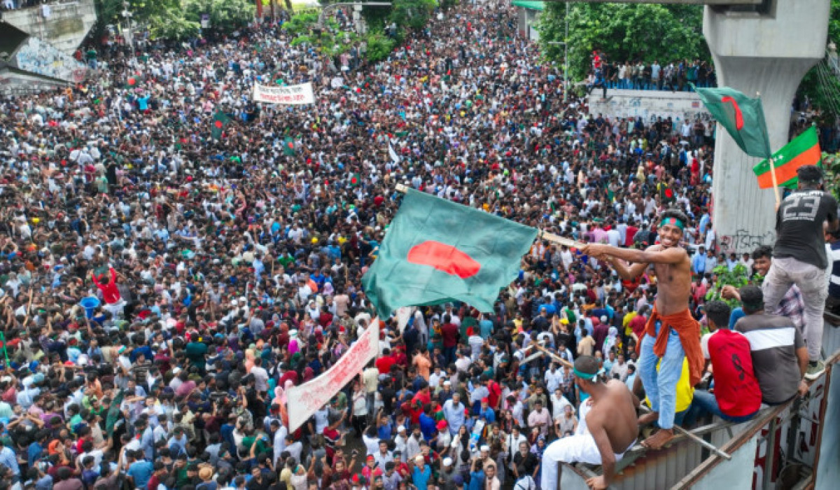 ছাত্র-জনতার অভ্যুত্থানে আহত শিক্ষার্থীদের বেতন-টিউশন ফি মওকুফ
