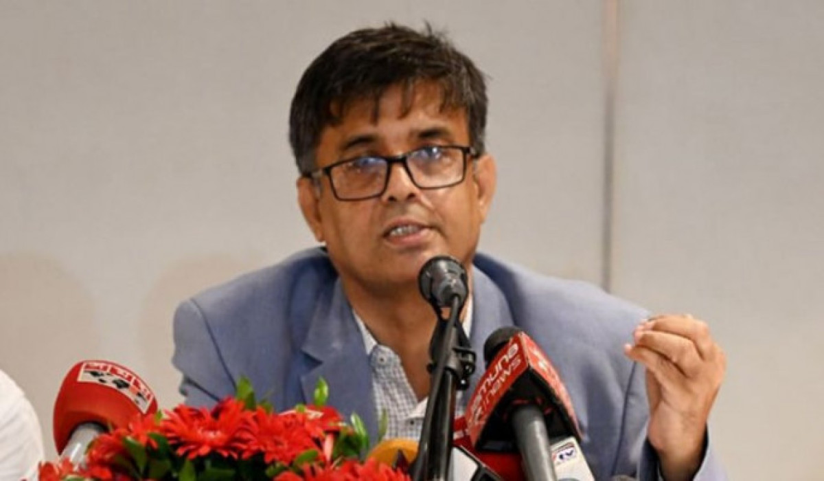 সংঘর্ষে না জড়িয়ে শিক্ষার্থীদের প্রতি শান্ত থাকার আহ্বান জানিয়েছে সরকার