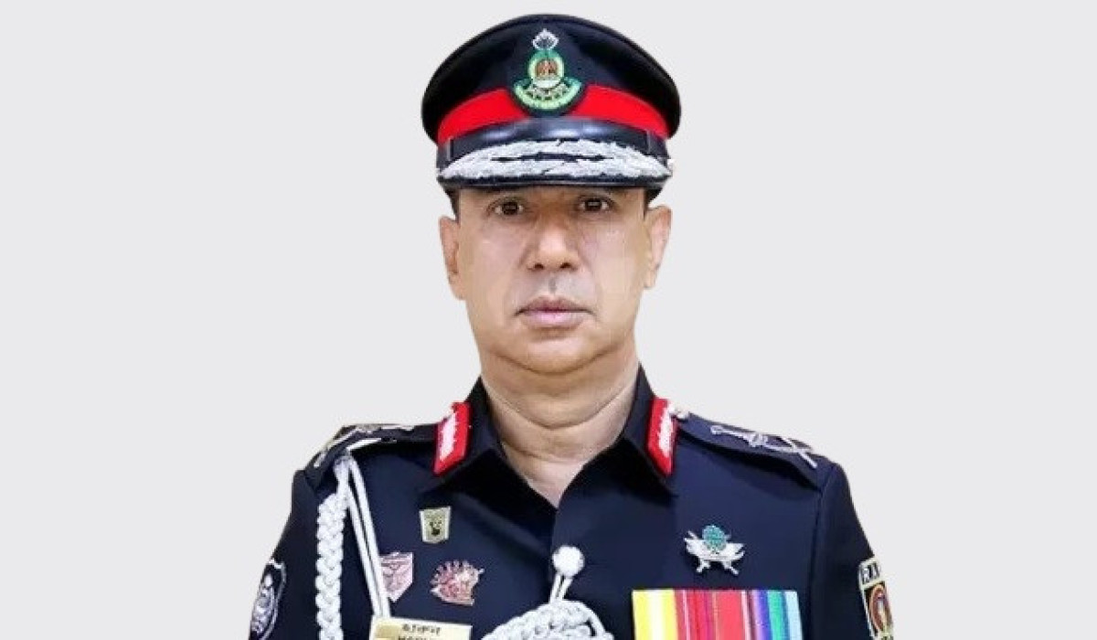 র‍্যাবের সাবেক ডিজি হারুনের বিরুদ্ধে গ্রেপ্তারি পরোয়ানা
