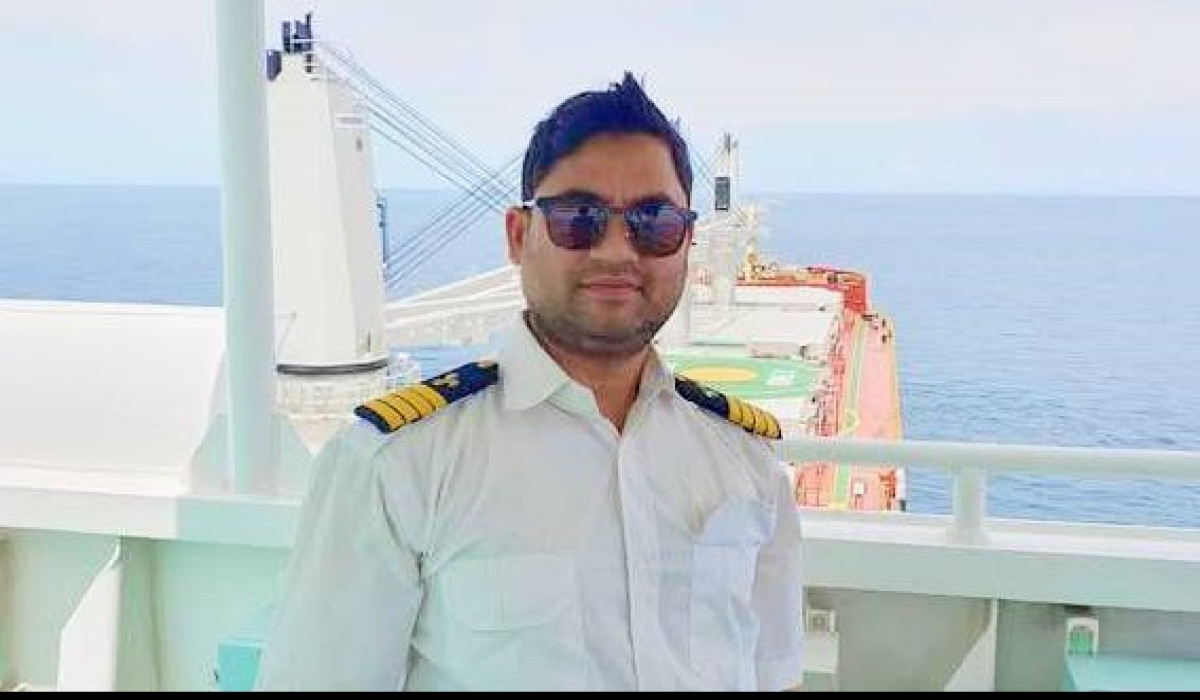 মেরিন চিফ ইঞ্জিনিয়ার জিয়াউর রহমানকে জন্মদিনের শুভেচ্ছা