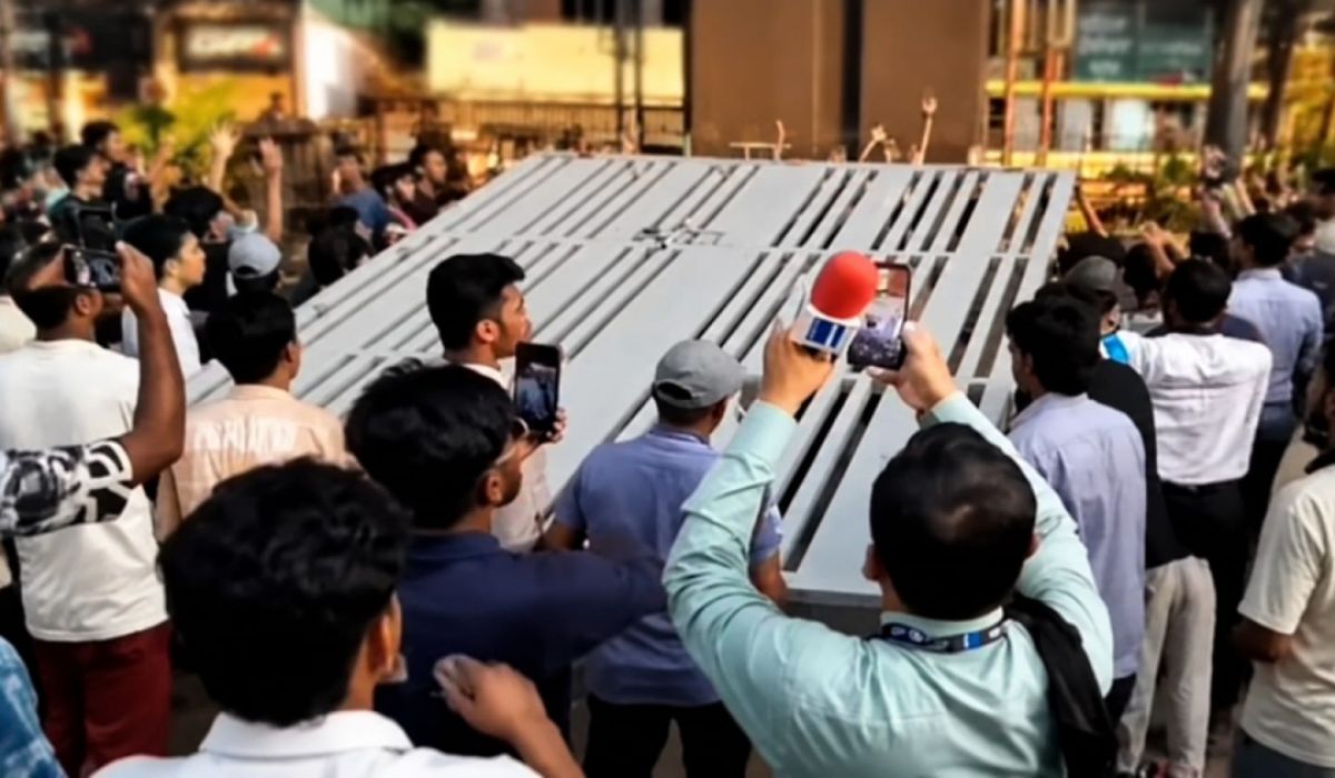 ‘তারা ন্যায্য বিষয়ে কথা বলতে এসে অন্যায্য করছে’